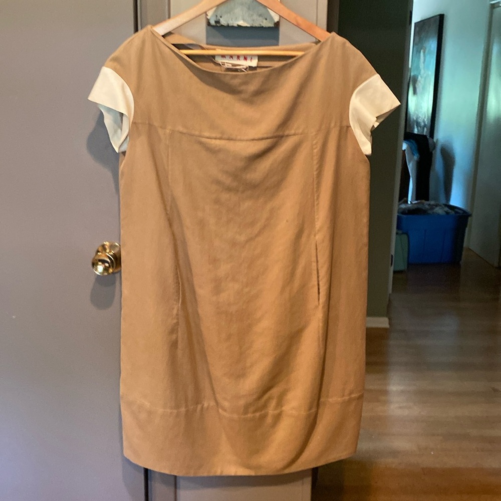 Marni short dress, tan & cream, size 44 small Madw in Italy. 2 pockets.